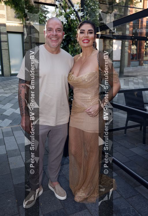 Nieuwegein 27 jumi 2026
Denny Braaf en zijn vrouw Germaine trouwen bij Wills in Nieuwegein . Andy v d Meijde en zijn vrouw Melissa