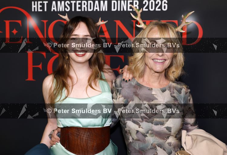 Amsterdam 13 juni 2026
Amsterdam diner 2026 tbv het aidsfonds in Afas Live . Angela Groothuizen met dochter