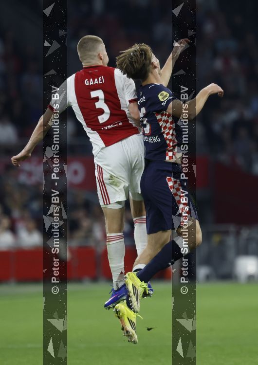 Amsterdam, 2 Mei 2026
Kompetitiewedstrijd AJAX-PSV, eindstand 2-2
Anton Gaaei met Joel v d Berg