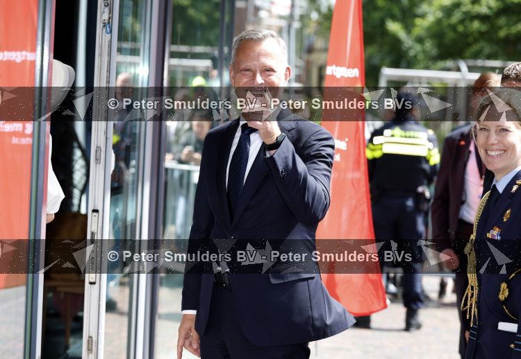 Amsterdam 9 juni 2026
Op uitnodiging van Zijne Majesteit de Koning - Koning Willem Alexander en Koningin Maxima brengt de bondspresident van Duitsland, Frank-Walter Steinmeier, een staatsbezoek aan Nederland. Hij wordt hierbij vergezeld door zijn echtgenote Elke BÃ¼denbender. Arthur v Dijk 