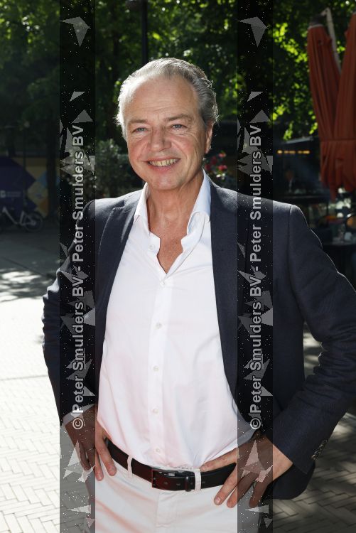 Den Haag 21 mei 2026
Boekpresentatie Jair Ferwerda in Den Haag bij Cafe restaurant Luden . Barry Madlener