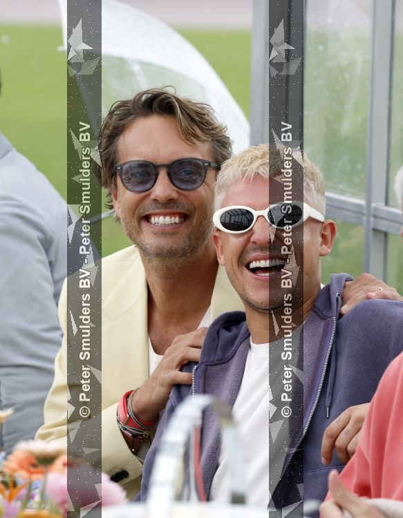Amsterdam 4 juni 2026
Lunch met artiesten en influencers van de Amsterdamse zomer in het Olympisch stadion. bas Smit en Lil Kleine 
