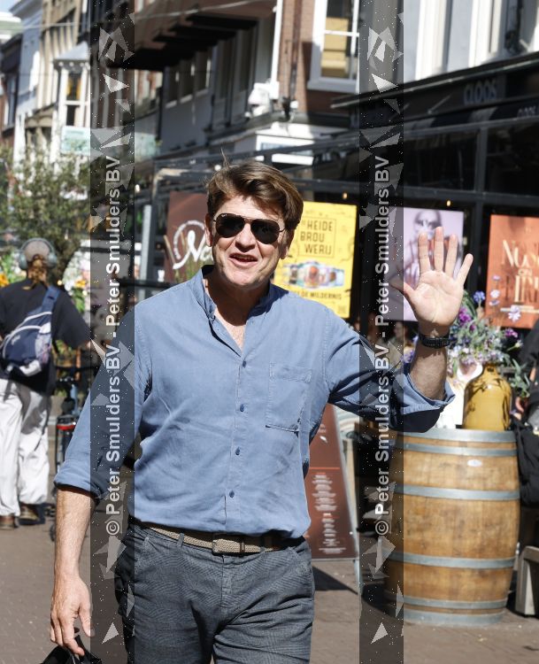 Den Haag 21 mei 2026
Boekpresentatie Jair Ferwerda in Den Haag bij Cafe restaurant Luden . Beau v erven Dorens 