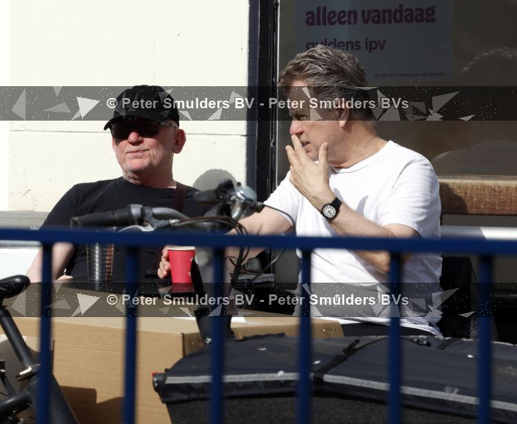 Amsterdam 29 mei 2026
Boris Dittrich en Jehoshua Rozenman op terras bij de coffee company 
