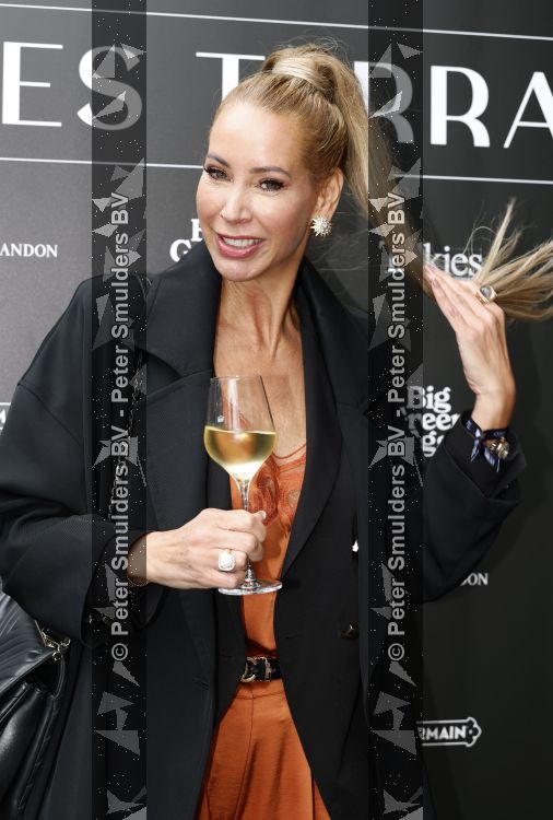 Amsterdam 4 juni 2026
Talkies terras awards bij hotel Pestana . Ook de nieuwe cover met daarop Eelko v Kooten en Olcay Gulsen wordt onthult. carolien ter Linden 