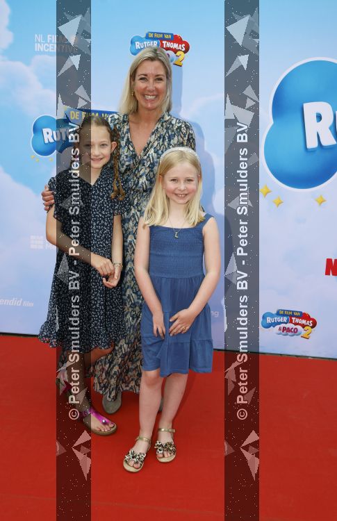 Amsterdam 31 mei 2026
Premiere Rutger Thomas en Paco 2 in Pathe Arena . Carrie ten Napel met dochter 