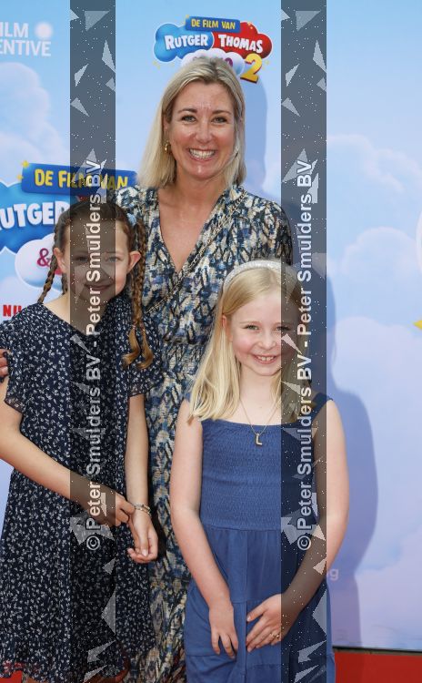 Amsterdam 31 mei 2026
Premiere Rutger Thomas en Paco 2 in Pathe Arena . Carrie ten Napel met dochter 