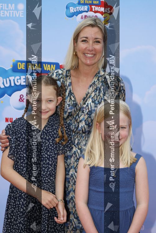 Amsterdam 31 mei 2026
Premiere Rutger Thomas en Paco 2 in Pathe Arena . Carrie ten Napel met dochter 