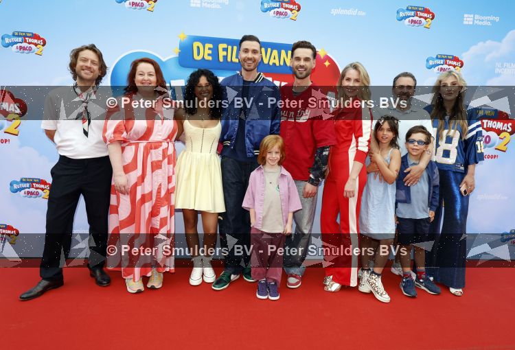 Amsterdam 31 mei 2026
Premiere Rutger Thomas en Paco 2 in Pathe Arena . cast met oa Rutger Vink Thomas v Grinsven Tina de Bruin Eva vd Gucht Horace Cohen Tobias Nierop en Fender de Mol 