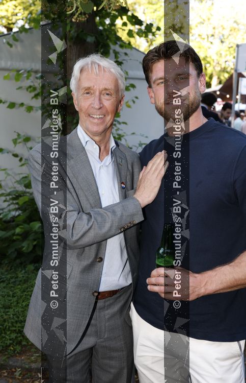 Breukelen 22 juni 2026
Nationale haringparty op Neyenrode . Cees Wijburg met een kennis