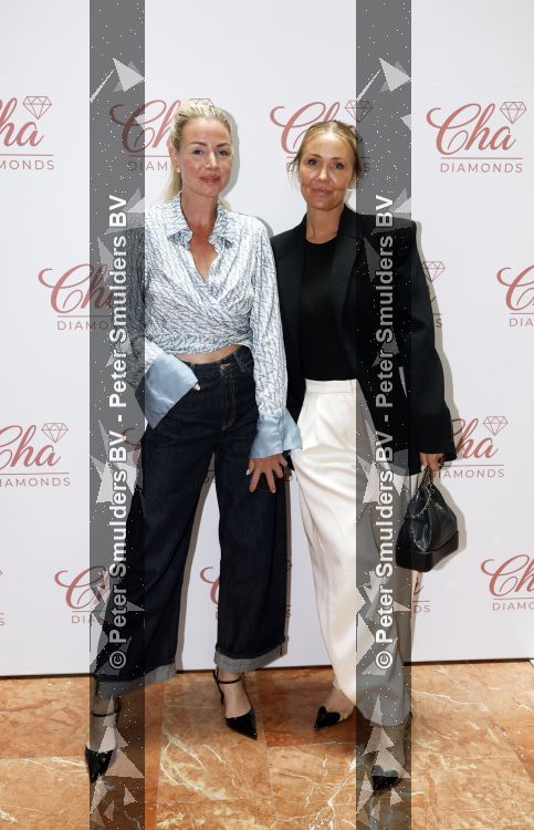 Amsterdam 1 juni 2026
Presentatie Cha Diamonds in Hotel l Europe . Lilly Becker was de Special Guest .