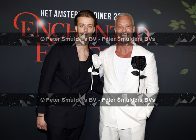 Amsterdam 13 juni 2026
Amsterdam diner 2026 tbv het aidsfonds in Afas Live . Claes Iversen kwam met partner