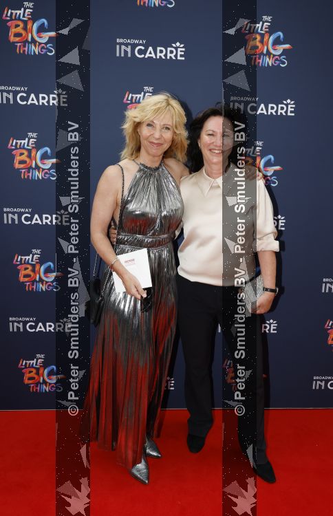 Amsterdam 28 juni 2026
Premiere the little big things in Carre . Claudia de Breij met een kennis