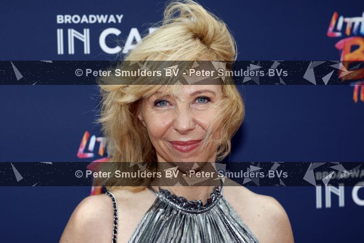 Amsterdam 28 juni 2026
Premiere the little big things in Carre . Claudia de Breij met een kennis