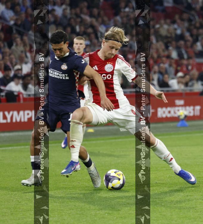 Amsterdam, 2 Mei 2026
Kompetitiewedstrijd AJAX-PSV, eindstand 2-2
Couhaib Drouech en Kasper Dolberg