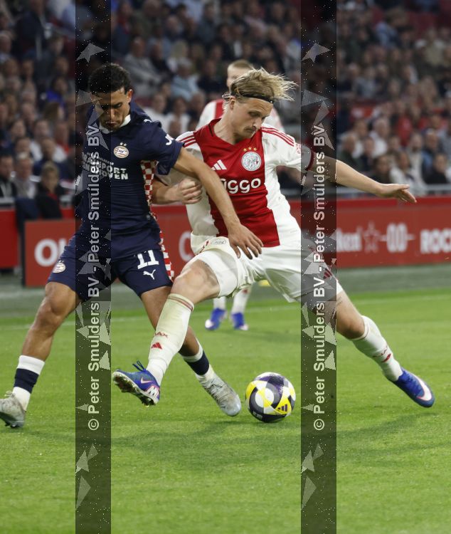 Amsterdam, 2 Mei 2026
Kompetitiewedstrijd AJAX-PSV, eindstand 2-2
Couhaib Drouech en Kasper Dolberg