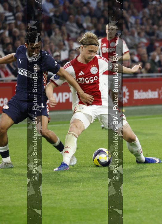 Amsterdam, 2 Mei 2026
Kompetitiewedstrijd AJAX-PSV, eindstand 2-2
Couhaib Drouech en Kasper Dolberg