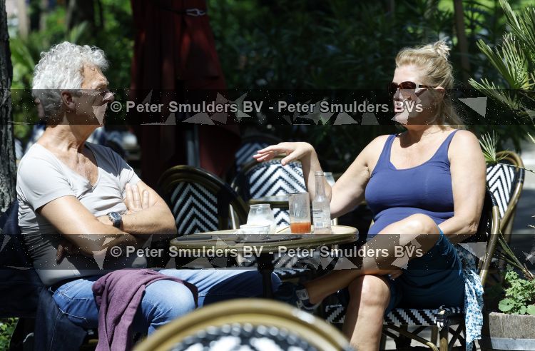 Amsterdam 16 juni 2026
Derk Bolt met een kennis op terras in Amsterdam zuid.