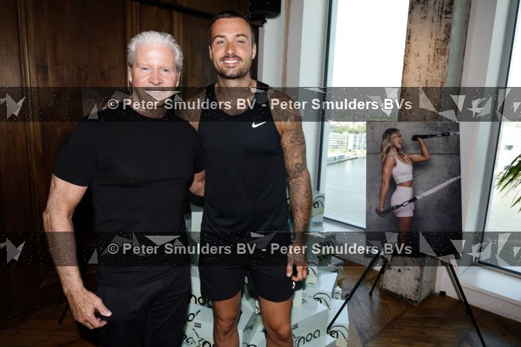 Amsterdam 26 mei 2026
Presentatie Marijn Kuipers / NOA in de Adam toren met aanwezig heel veel influencers. Dries Roelvink en Dave Roelvink