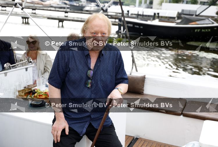 Loosdrecht 29 mei 2026
Eddy Ouwens viert zijn 80e verjaardag met een boottocht en een borrel bij Lakeside cafe .