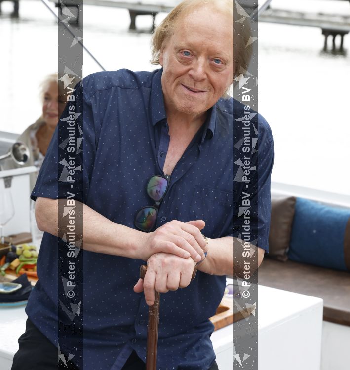 Loosdrecht 29 mei 2026
Eddy Ouwens viert zijn 80e verjaardag met een boottocht en een borrel bij Lakeside cafe .