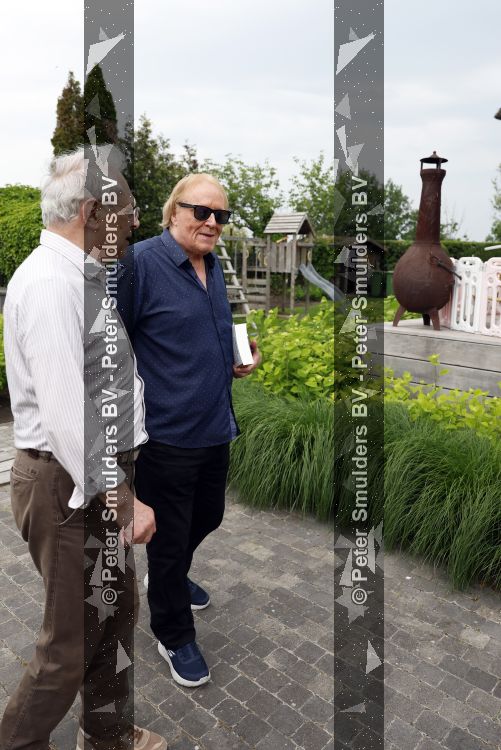 Loosdrecht 29 mei 2026
Eddy Ouwens viert zijn 80e verjaardag met een boottocht en een borrel bij Lakeside cafe .