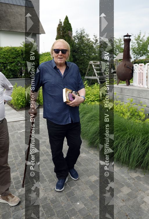 Loosdrecht 29 mei 2026
Eddy Ouwens viert zijn 80e verjaardag met een boottocht en een borrel bij Lakeside cafe .