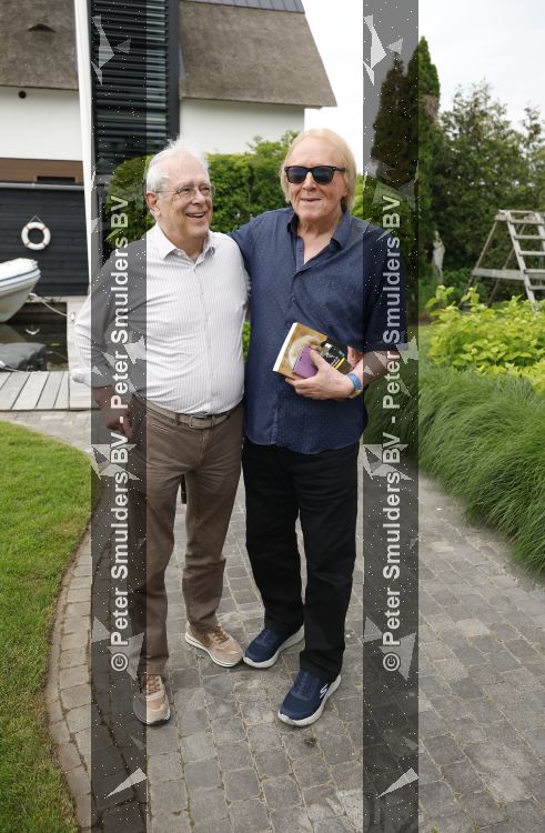 Loosdrecht 29 mei 2026
Eddy Ouwens viert zijn 80e verjaardag met een boottocht en een borrel bij Lakeside cafe .