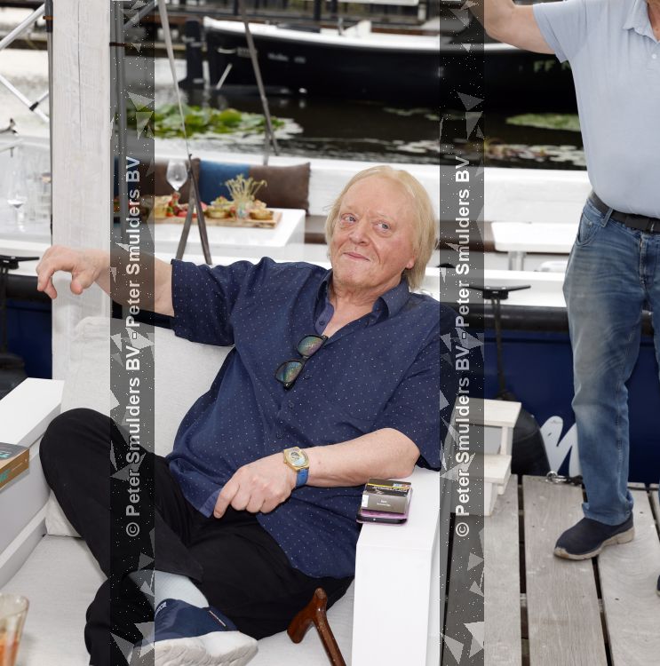 Loosdrecht 29 mei 2026
Eddy Ouwens viert zijn 80e verjaardag met een boottocht en een borrel bij Lakeside cafe .