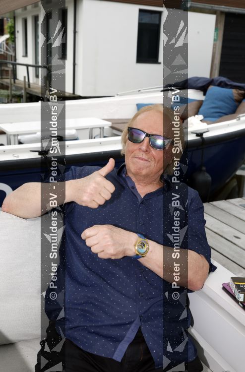 Loosdrecht 29 mei 2026
Eddy Ouwens viert zijn 80e verjaardag met een boottocht en een borrel bij Lakeside cafe .
