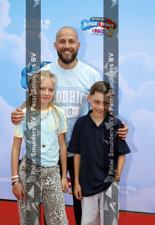 Amsterdam 31 mei 2026
Premiere Rutger Thomas en Paco 2 in Pathe Arena . Edino v Dorsten met kinderen 