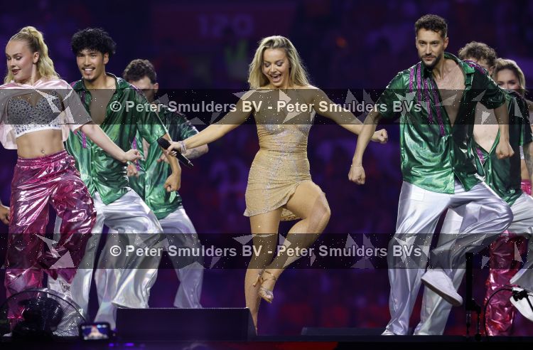 Amsterdam 20 juni 2026
Concert Topppers in de Johan Cruijff arena . 
Emma Heesters