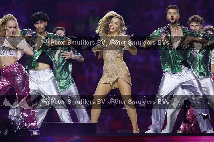 Amsterdam 20 juni 2026
Concert Topppers in de Johan Cruijff arena . 
Emma Heesters