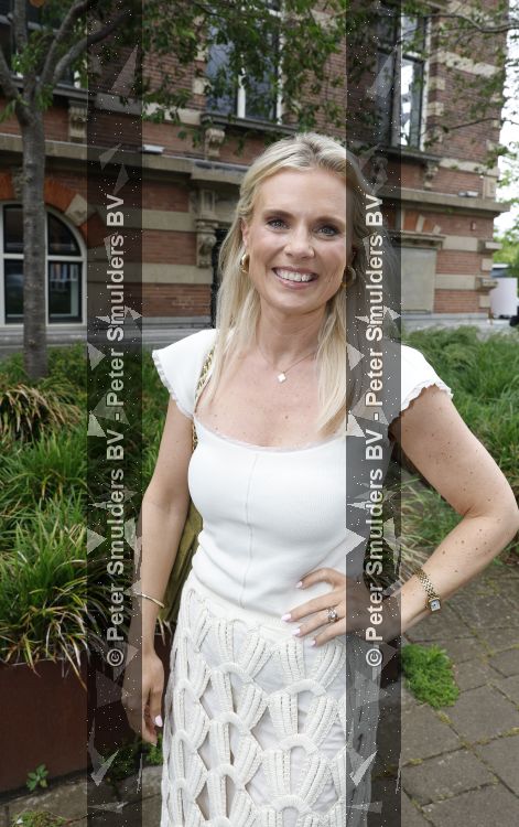 Amsterdam 4 juni 2026
Talkies terras awards bij hotel Pestana . Ook de nieuwe cover met daarop Eelko v Kooten en Olcay Gulsen wordt onthult. Eveline Stallaart 