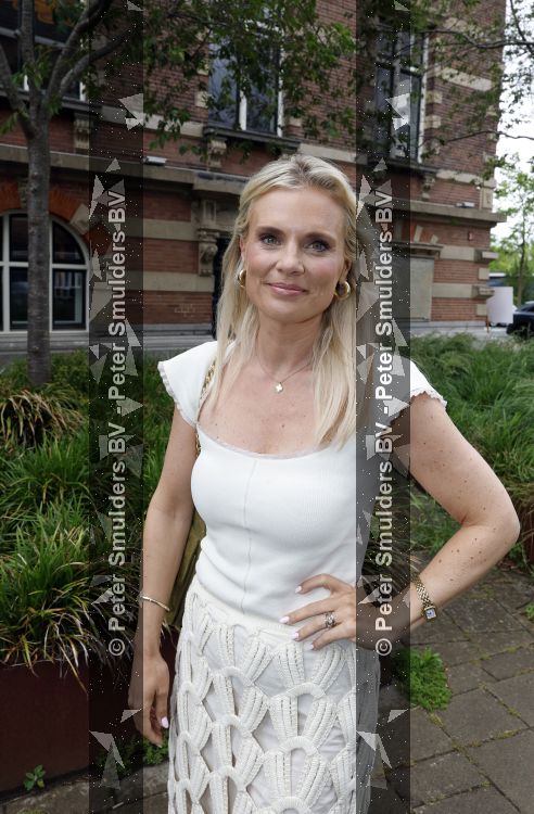 Amsterdam 4 juni 2026
Talkies terras awards bij hotel Pestana . Ook de nieuwe cover met daarop Eelko v Kooten en Olcay Gulsen wordt onthult. Eveline Stallaart 