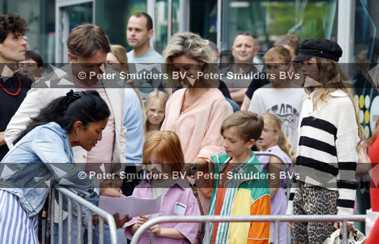 Amsterdam 31 mei 2026
Premiere Rutger Thomas en Paco 2 in Pathe Arena . Johnny de Mol kwam met zijn vrouw Anouk de Mol en hun kinderen Johnny jr Fender en Kiki 