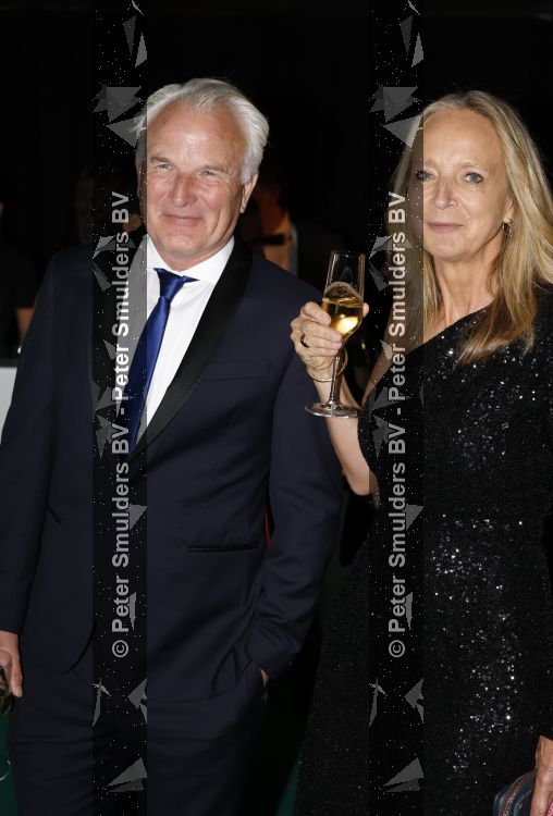 Amsterdam 13 juni 2026
Amsterdam diner 2026 tbv het aidsfonds in Afas Live . Floortje Dessing kwam met Bob Sikkes