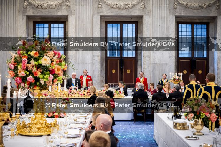 Amsterdam 9 juni 2026
Op uitnodiging van Zijne Majesteit de Koning - Koning Willem Alexander en Koningin Maxima brengt de bondspresident van Duitsland, Frank-Walter Steinmeier, een staatsbezoek aan Nederland. Hij wordt hierbij vergezeld door zijn echtgenote Elke BÃ¼denbender.
