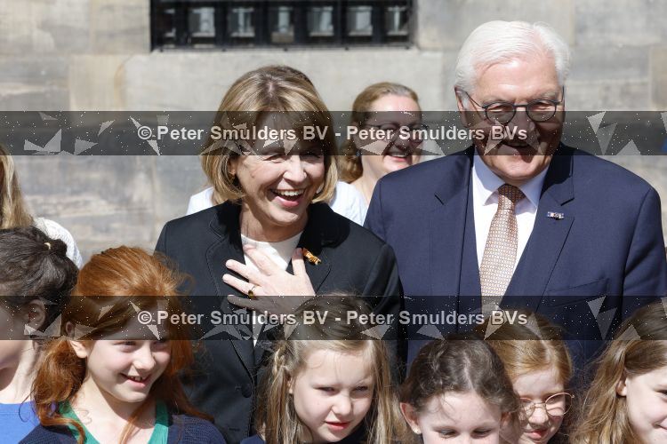 Amsterdam 9 juni 2026
Op uitnodiging van Zijne Majesteit de Koning - Koning Willem Alexander en Koningin Maxima brengt de bondspresident van Duitsland, Frank-Walter Steinmeier, een staatsbezoek aan Nederland. Hij wordt hierbij vergezeld door zijn echtgenote Elke BÃ¼denbender.