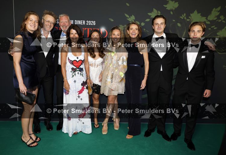 Amsterdam 13 juni 2026
Amsterdam diner 2026 tbv het aidsfonds in Afas Live . Frederique Leeflang met haar familie 