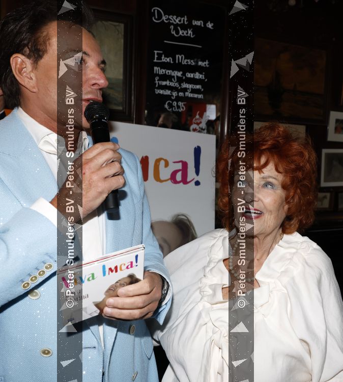 Laren 13 mei 2026
Imca Marina viert haar 85e verjaardag bij het bonte Paard in Laren . Gerard Joling reikte de eerste cd uit 