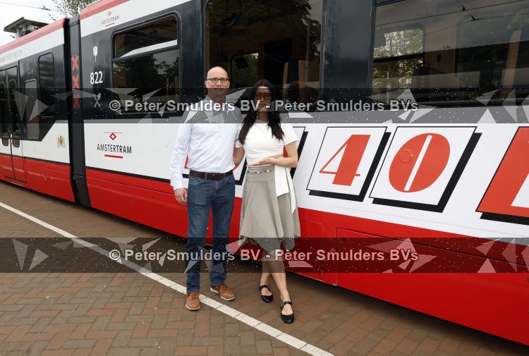 Amsterdam 27 mei 2026
3e deel van de boekenreeks 60 jaar Top 40 wordt feestelijk gelanceerd door bestickerde Top 40-tram met Erik de Zwart als trambestuurder. Natalie La Rose Erik de Zwart, Godfried Nevels en Jeroen Nieuwenhuize  zijn aanwezig . Godfried Nevels  en Rikkie Borgelt