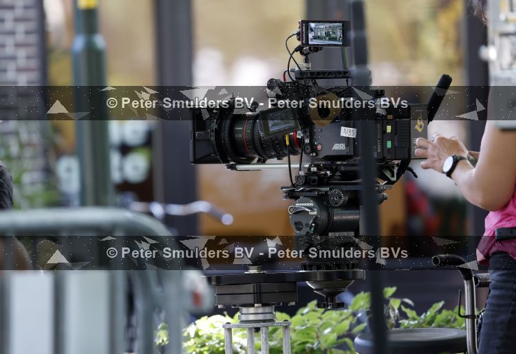 Laren 23 juni 2026
Opnames Gooische vrouwen met aanwezig Linda de Mol Tjitske Reidinga Susan Visser en Lies Visschedijk . Opnames vinden plaats bij restaurant Brink 20 
