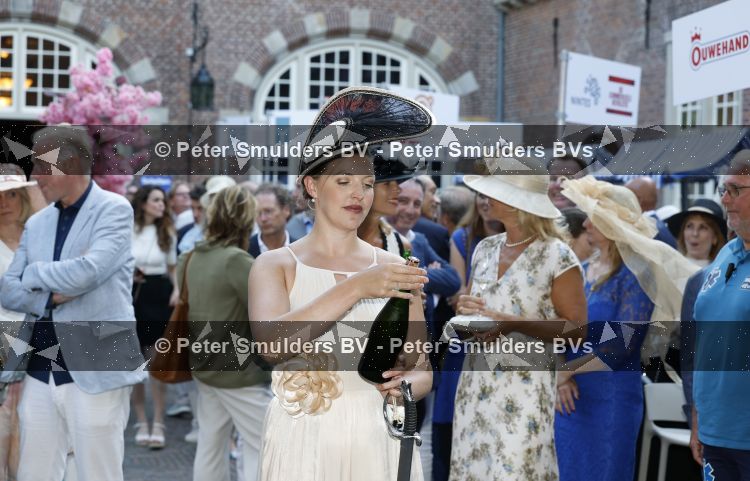 Breukelen 22 juni 2026
Nationale haringparty op Neyenrode .