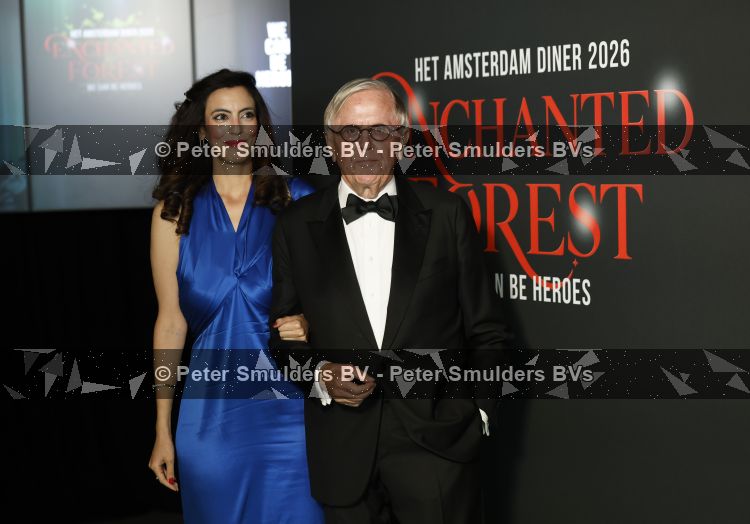 Amsterdam 13 juni 2026
Amsterdam diner 2026 tbv het aidsfonds in Afas Live . Harry Mens met vriendin 