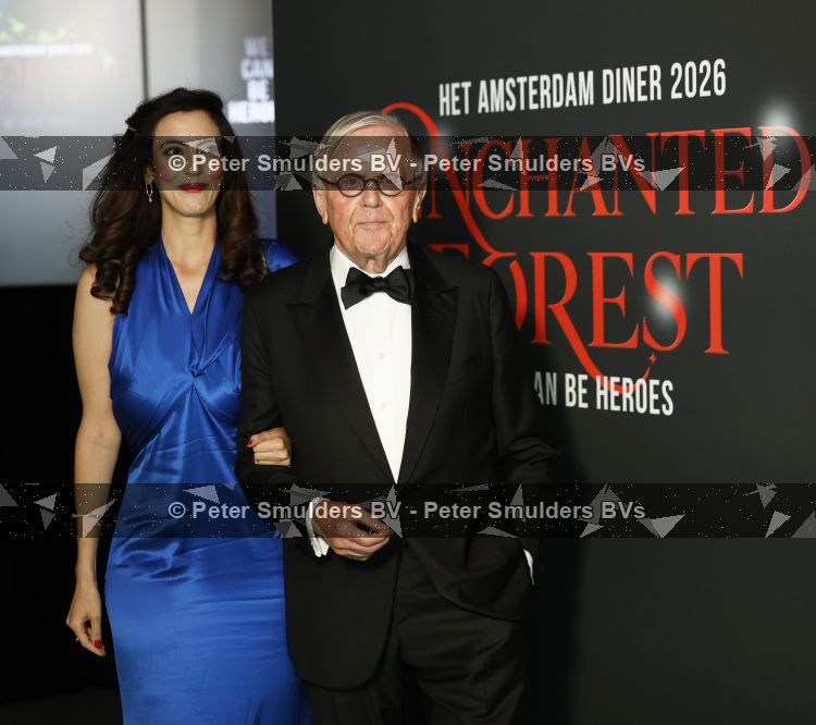 Amsterdam 13 juni 2026
Amsterdam diner 2026 tbv het aidsfonds in Afas Live . Harry Mens met vriendin 