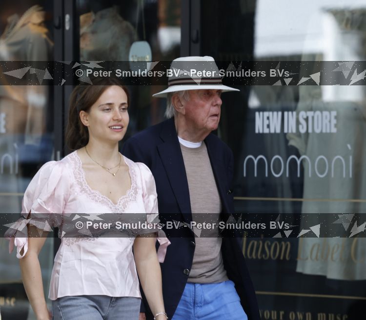 Amsterdam 29 mei 2026
Harry Mens en zijn jongste dochter Nour doen samen boodschappen in Amsterdam zuid.