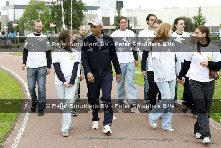 Amsterdam 15 juni 2026
Humberto tan zet zich in tegen brand in vuilniswagens ivm batterijen in een apparaat. Afval brand heb jij de hand 