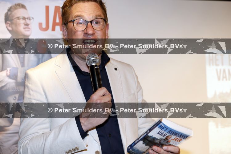 Den Haag 21 mei 2026
Boekpresentatie Jair Ferwerda in Den Haag bij Cafe restaurant Luden .
