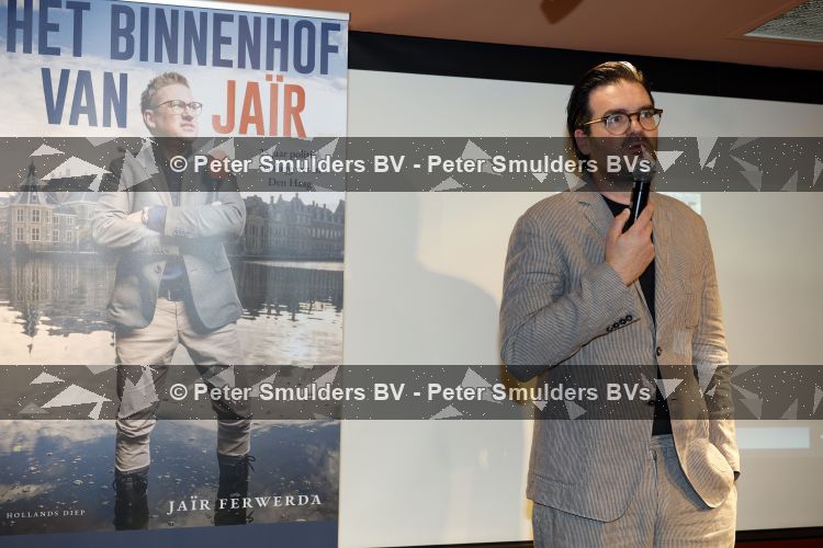 Den Haag 21 mei 2026
Boekpresentatie Jair Ferwerda in Den Haag bij Cafe restaurant Luden .
